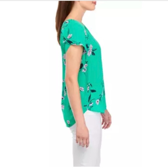 PREMISE | Women's Kelly Lavender Tulip Sleeve Floral Printed Blouse NWT 1X - Picture 4 of 12